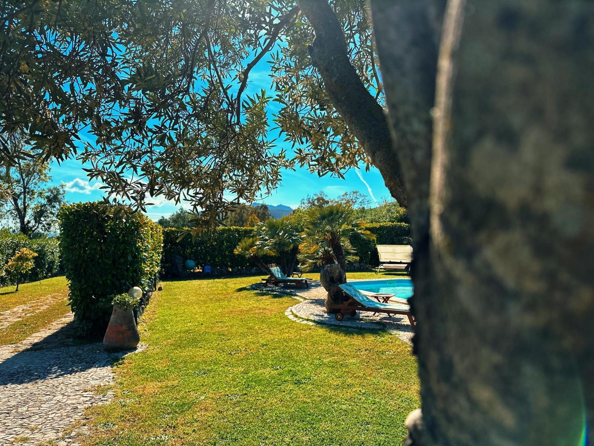 Villa Niloan أولبيا المظهر الخارجي الصورة